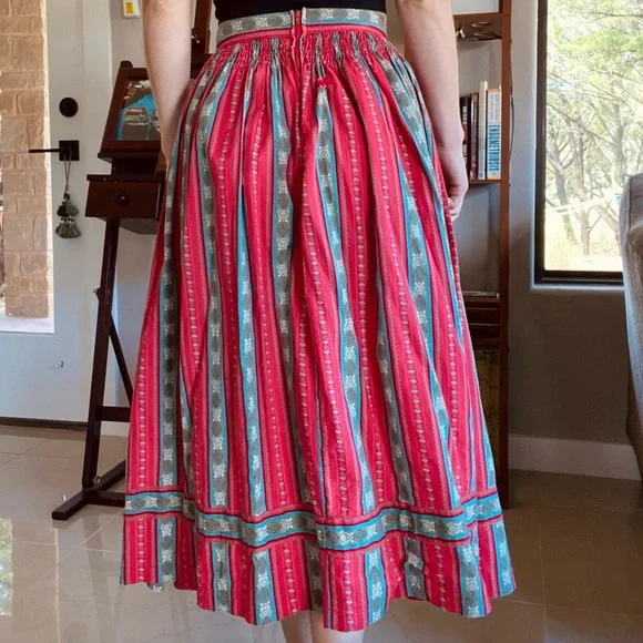 Traditional Vintage Austrian Skirt - Picture 3 of 6